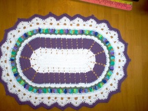 Hand crafted, crochet table runner, doily. 17" x 24"     a
