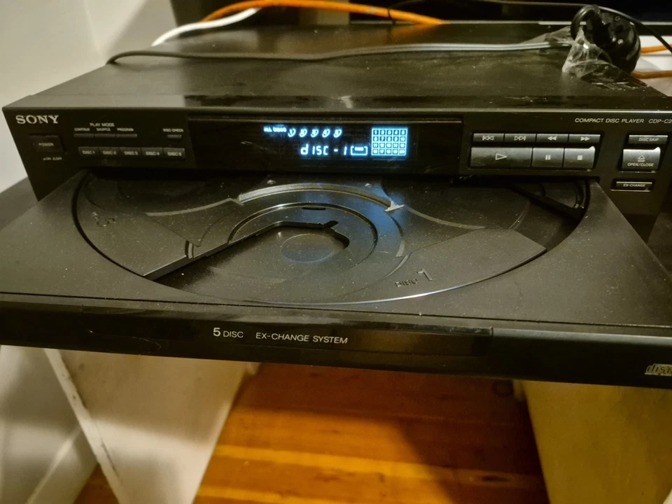 Sony CDP-C265 5 Disc CD Carousel Changer Player No Remote Tested - Image 2 of 4