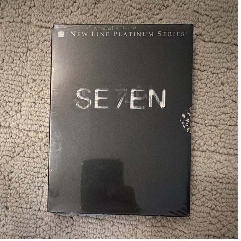 New Line Platinum Series Se7en DVD Brad Pitt, Morgan Freeman, Fincher