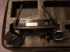 Shure GLXD4 Z2 2.4000-2.4835 GHz Digital Wireless Receiver w/ Accessories