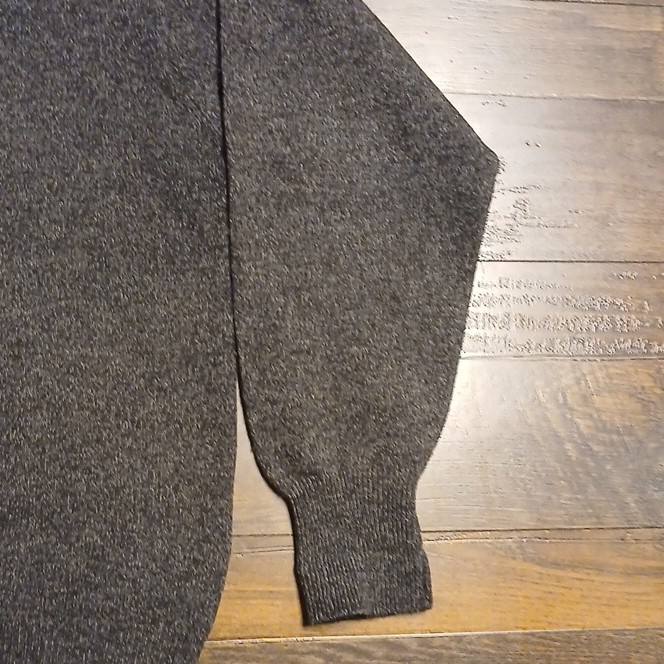 Vintage Pendleton Men's Gray Pullover Sweater V-N… - image 4