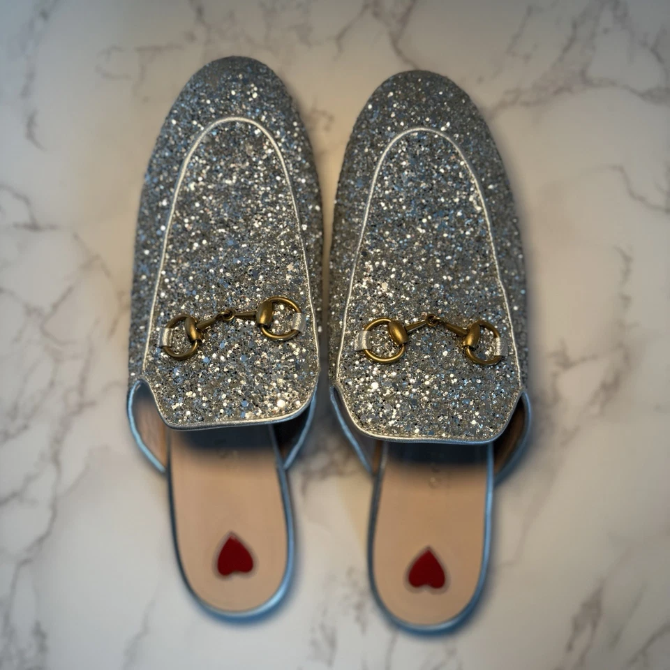 Auténtico GUCCI Plateado Brillo Metálico Plateado Cuero - Caja Original y 2 Bolsos Foto 3 de 4