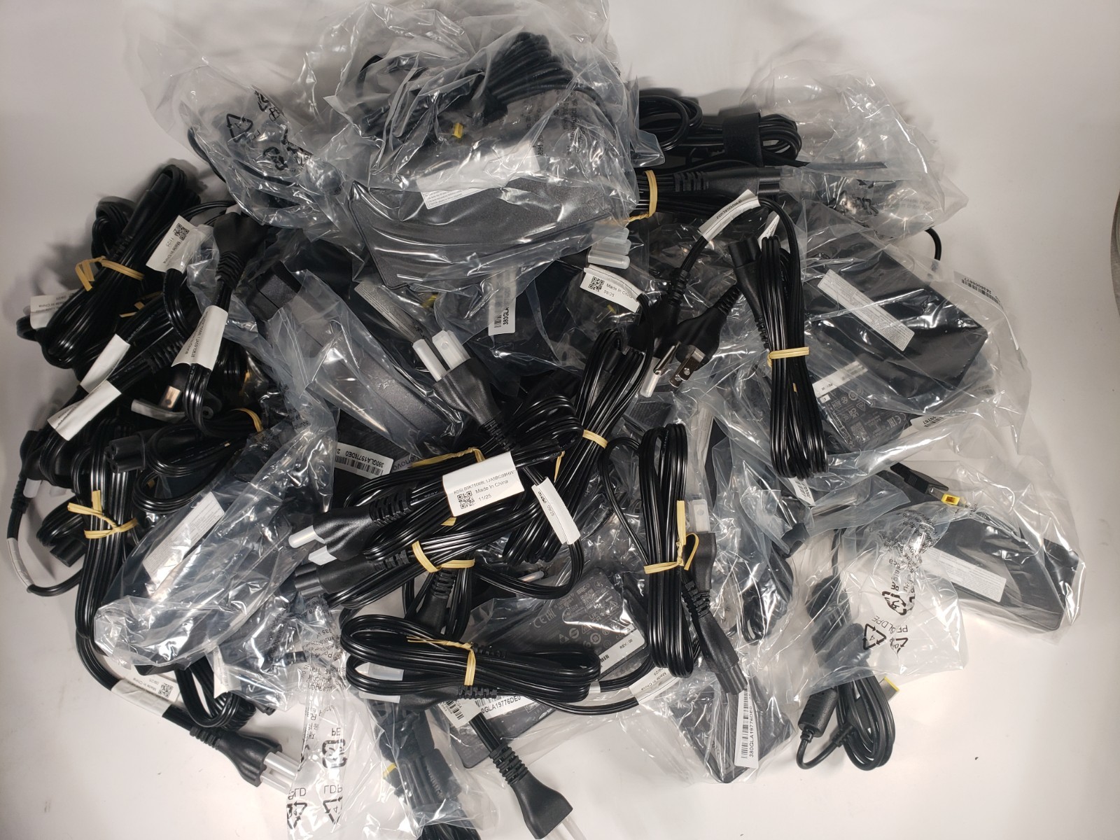 Lot of 30 Lenovo ADP-90ME B 90.0W USB-C AC Adapters