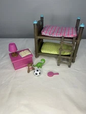 Li'L Woodzeez Bunk Beds Playset – Mini Bedroom Furniture Toys Calico Critters
