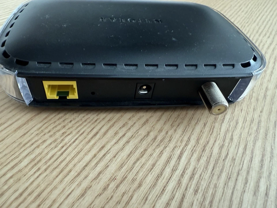 Netgear CM400 Docsis 3.0 High Speed Cable Modem + Power Adapter TESTED OK - Image 2 of 3