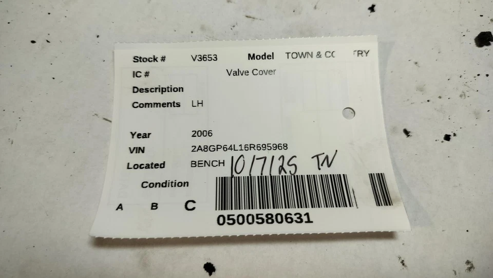 Used Engine Valve Cover fits: 2006 Chrysler Town & country  Grade C - Image 3 of 4