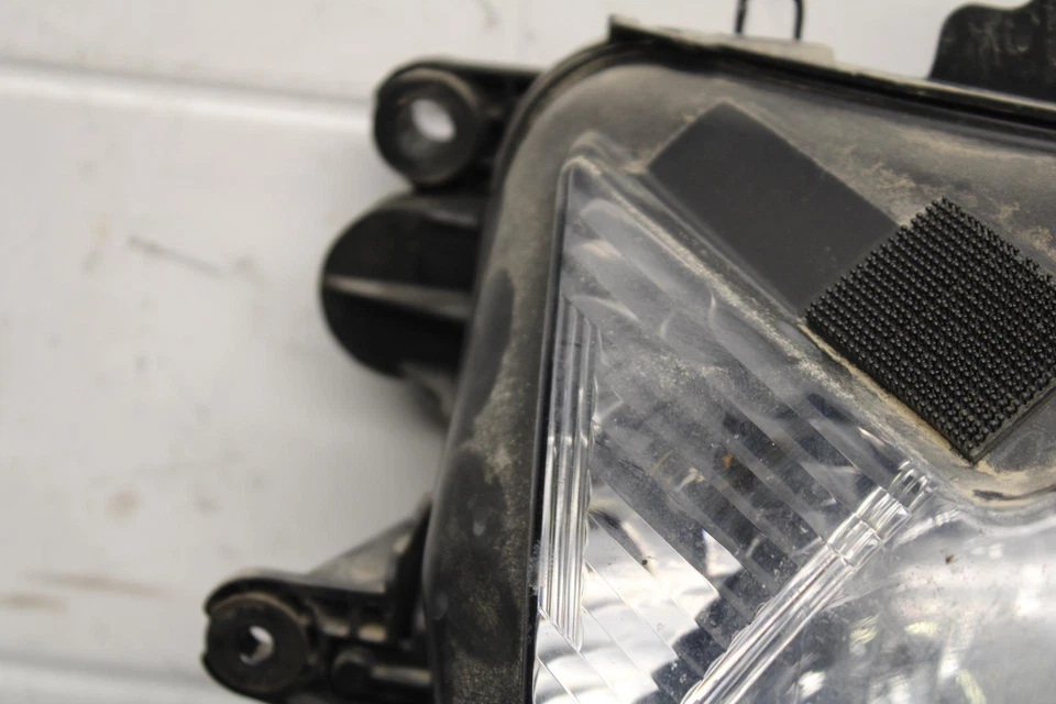 Faro delantero Suzuki GSXR750 2015 BB595 Foto 3 de 4