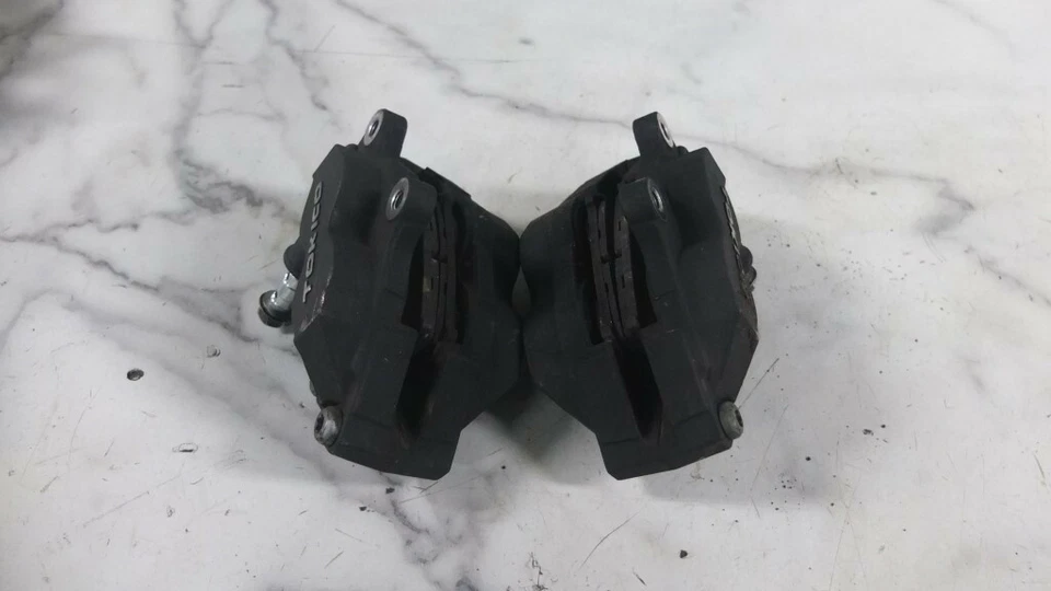 08 pinças de freio dianteiro Suzuki GSX 650 F GSX650 GSX650F Katana - Imagem 4 de 4