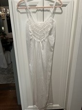 Womens Vintage Nightgown Lace Medium -Made In USA. Definitely Could Fit Small