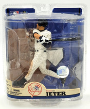 2014 McFarlane MLB Derek Jeter Commemorative Figure Two-Pack 6