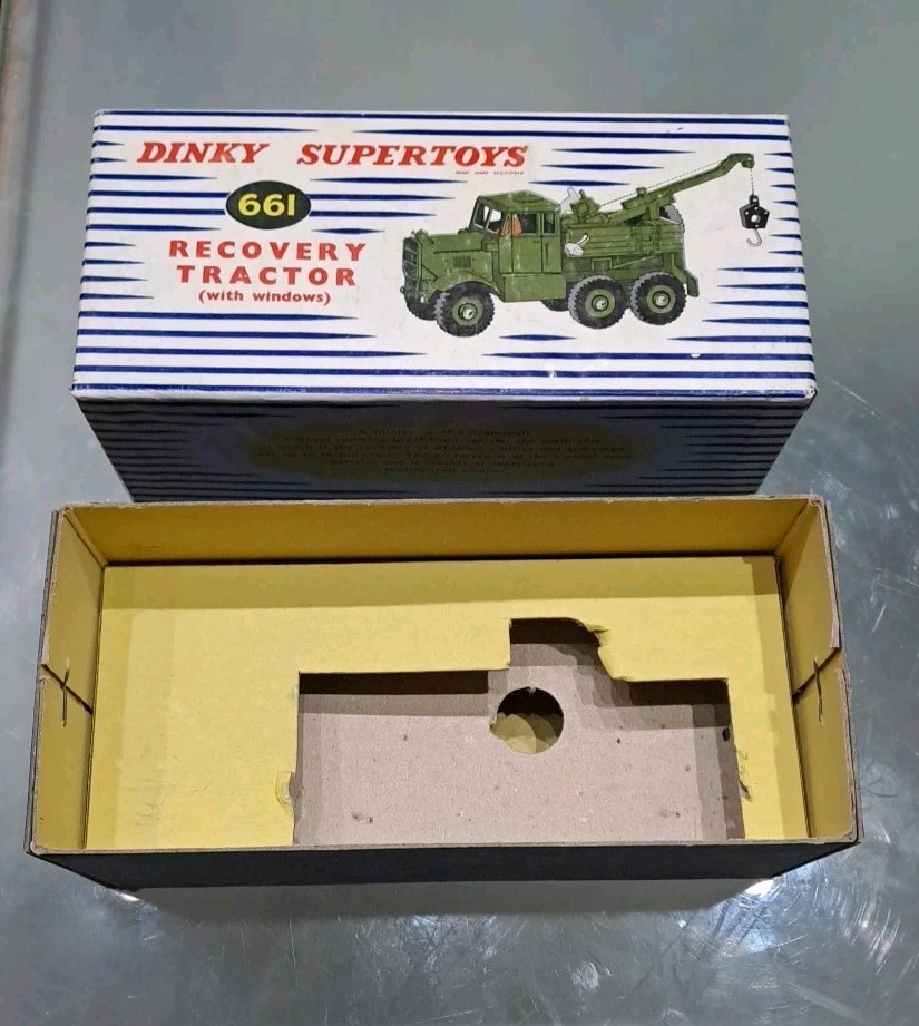 DINKY  SUPERTOYS 救援軍用トラック661 DINKY SUPERTOYS 救援軍用トラック661