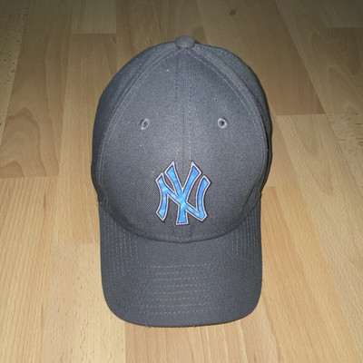 New Era 9FORTY New York Yankees MLB Basecap grau/blau Einheitsgröße