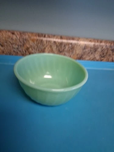 Fire King Jadeite Swirl Mixing Bowl Set of 2 1950s-60s Vintage, 6" 7"