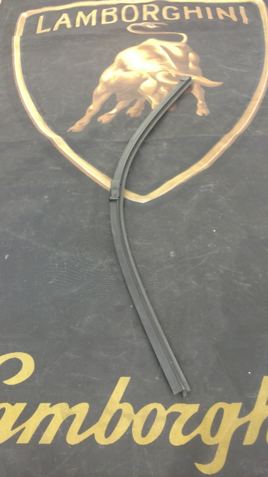 LAMBORGHINI MURCIELAGO GALLARDO WINDSHIELD WIPER BLADE OEM 401955425C