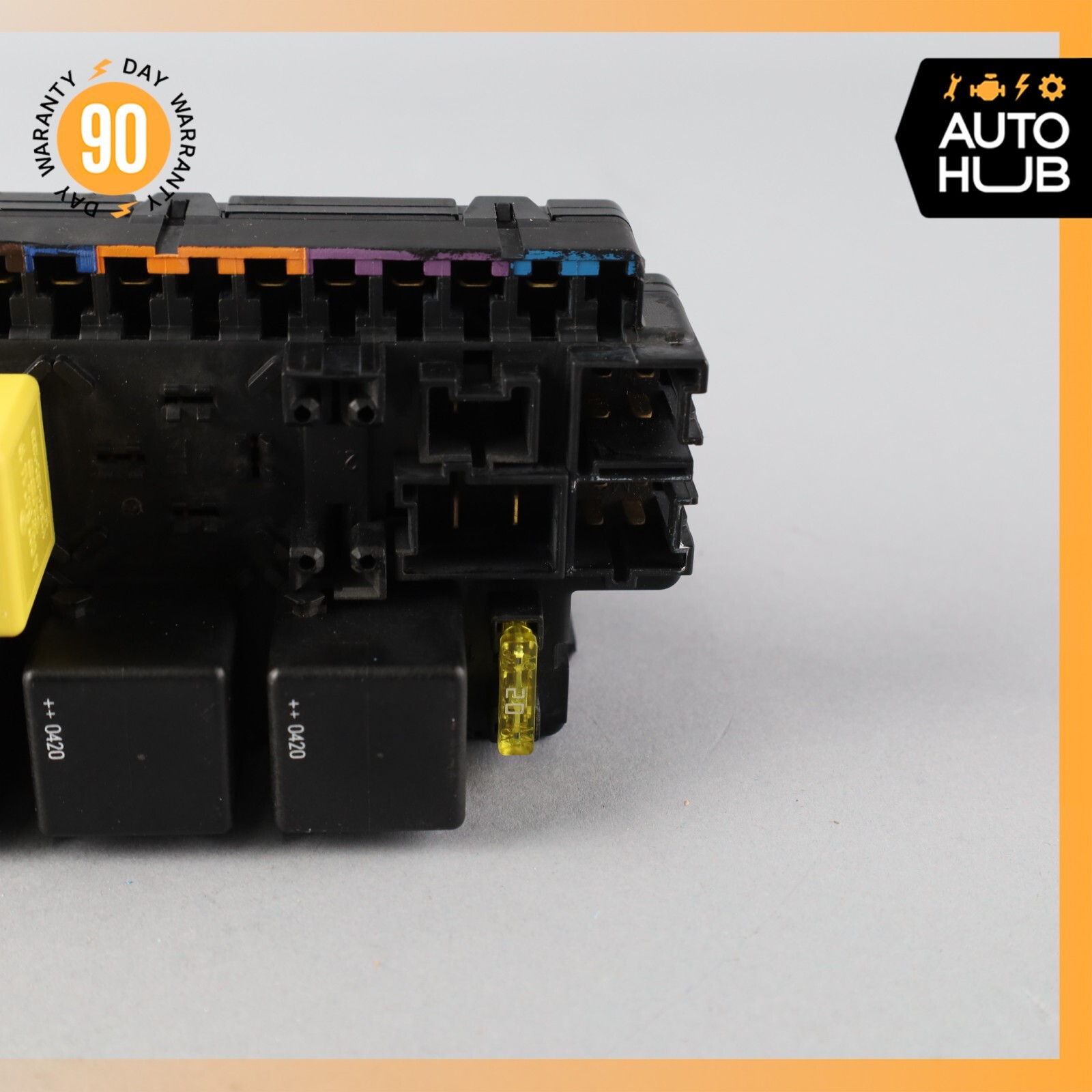 03-12 Mercedes R230 SL500 SL55 Front Left SAM Fuse Box Control Module OEM