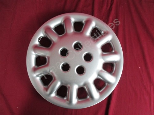 NOS OEM Chrysler Sebring Full 16" Wheel Cover 1997 - 99 SPARKLE SILVER - Picture 5 of 6
