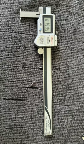 Mitutoyo Digital Point Groove Calipers