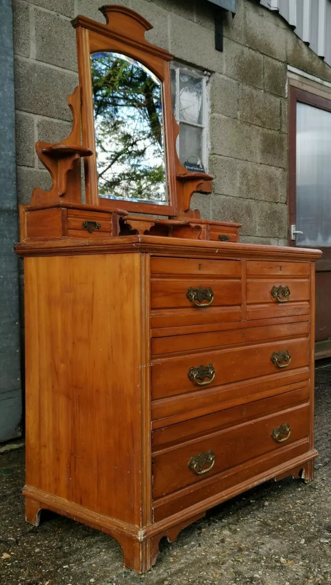 Dresser with mirror wood outlet
