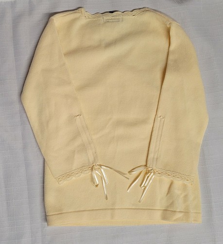 Gap Kids Yello Crossover Knit Sweater NWOT SZ XS (4-5) - Picture 2 of 4
