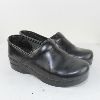 dansko black clogs size 39