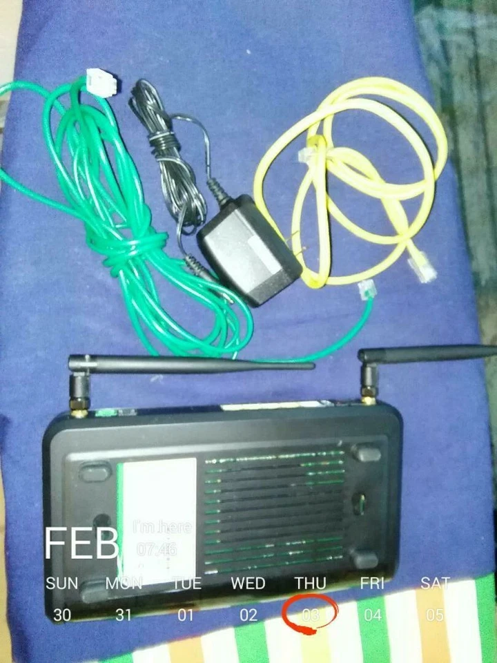 CenturyLink Router, Black, USB/Wireless - Image 3 of 4