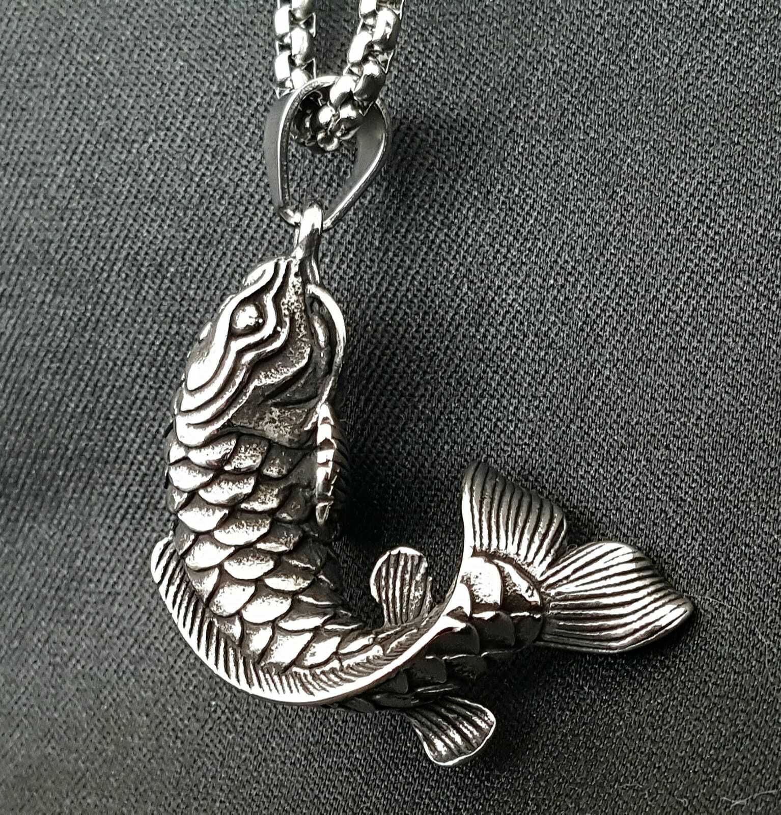 Kraft Karpfen KOI Anhänger Edelstahl Kette Power Symbol Schmuck Fisch Glück KE99