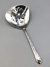 Chased Romantique by Alvin Sterling Silver Bon Bon, Nut or Candy Spoon 4.75"
