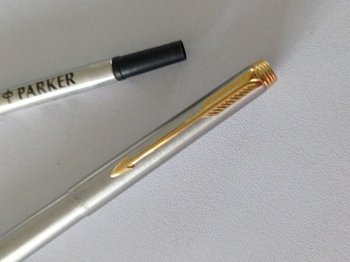 Stylo Parker 180 Vintage - Acier Et Or Plaqué 18K, Rollerball - Avec Recharge, Occasion