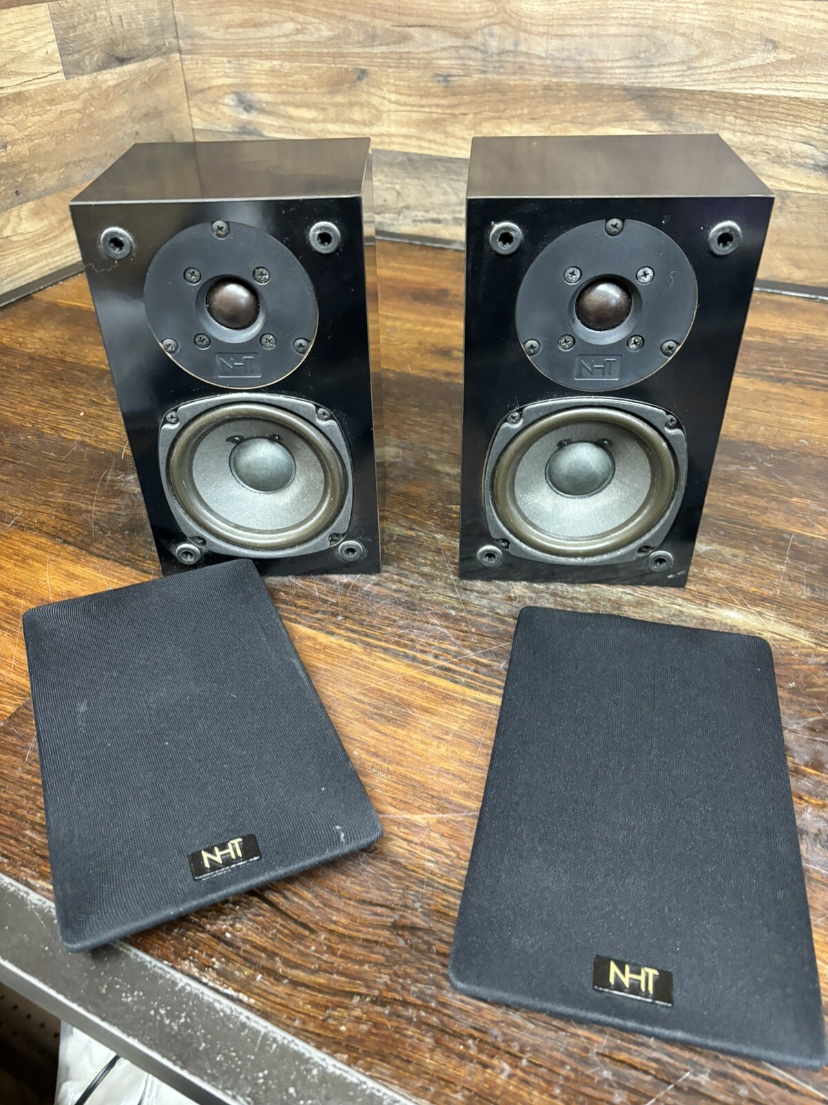 NHT Speaker System Super Zero Mini Monitor Speakers in good used