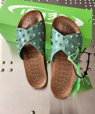 Sensi slippers women size 8