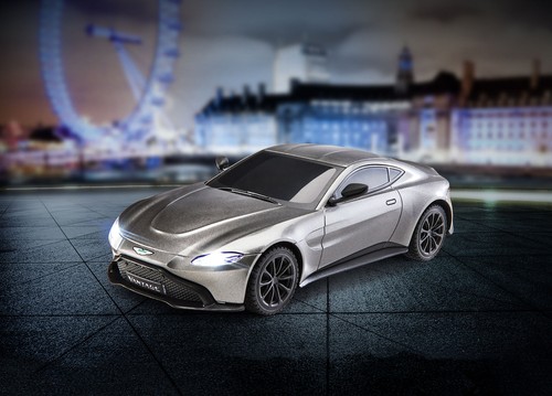 Coche Aston Martin Vantage 1:24 RC Controlado por Radio Revell - Imagen 2 de 2