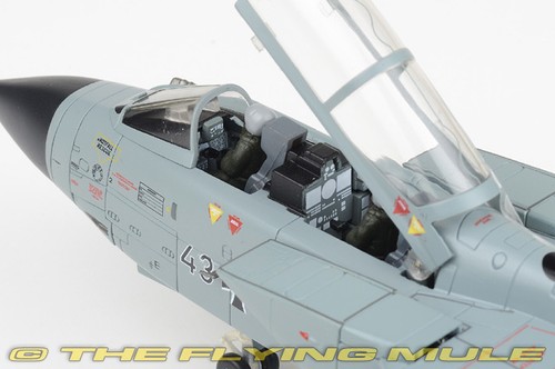 Hobby Master 1:72 Tornado IDS Luftwaffe JaBoG 33 43+42 - Picture 3 of 8
