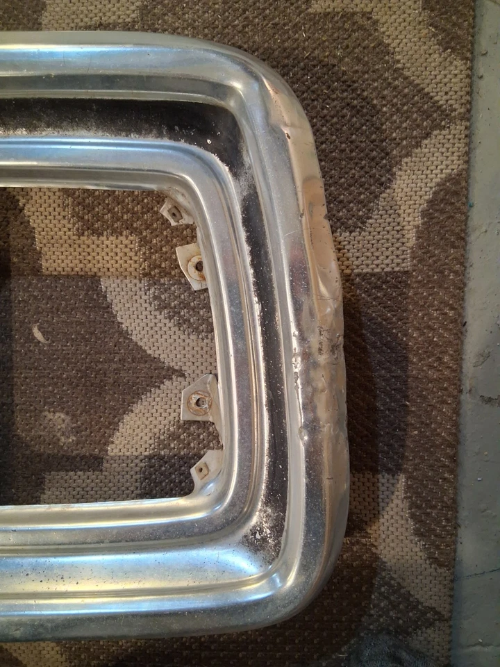 1974 1975 1976 Dodge Truck, Ramcharger D100 W100 Grill - Image 3 of 3