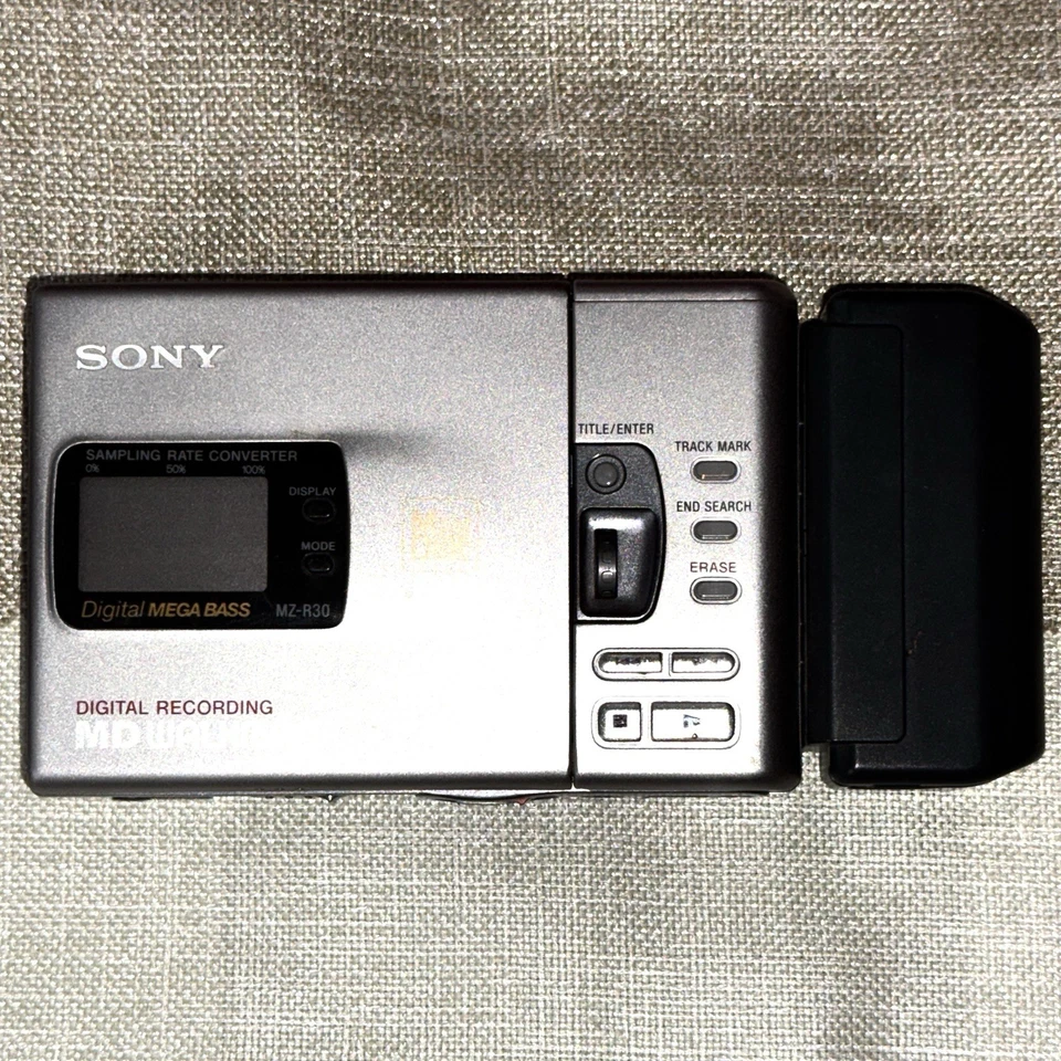 Grabadora Walkman Sony MZ R30 de colección Foto 2 de 4