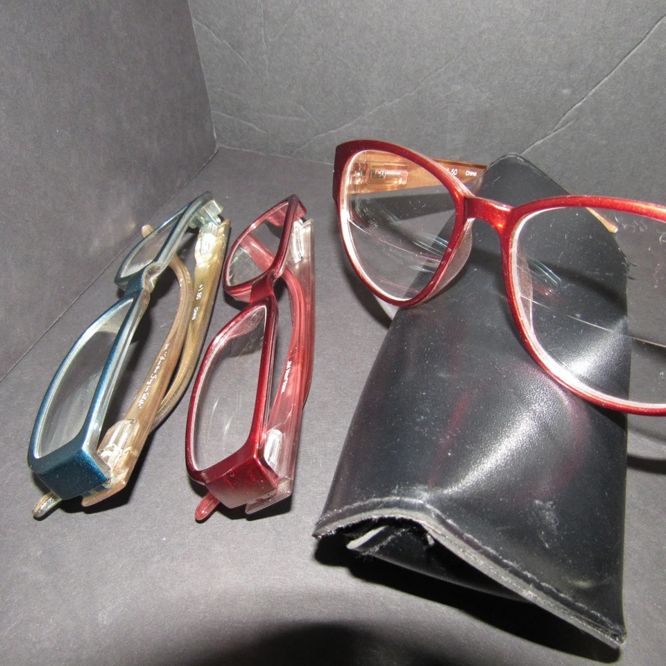 Lote de 3 Gafas de Lectura 1.50 Por Joy Magano ¡RECTANGULARES Y REDONDAS! ¡TAMBIÉN BIFOCALES! Foto 4 de 4