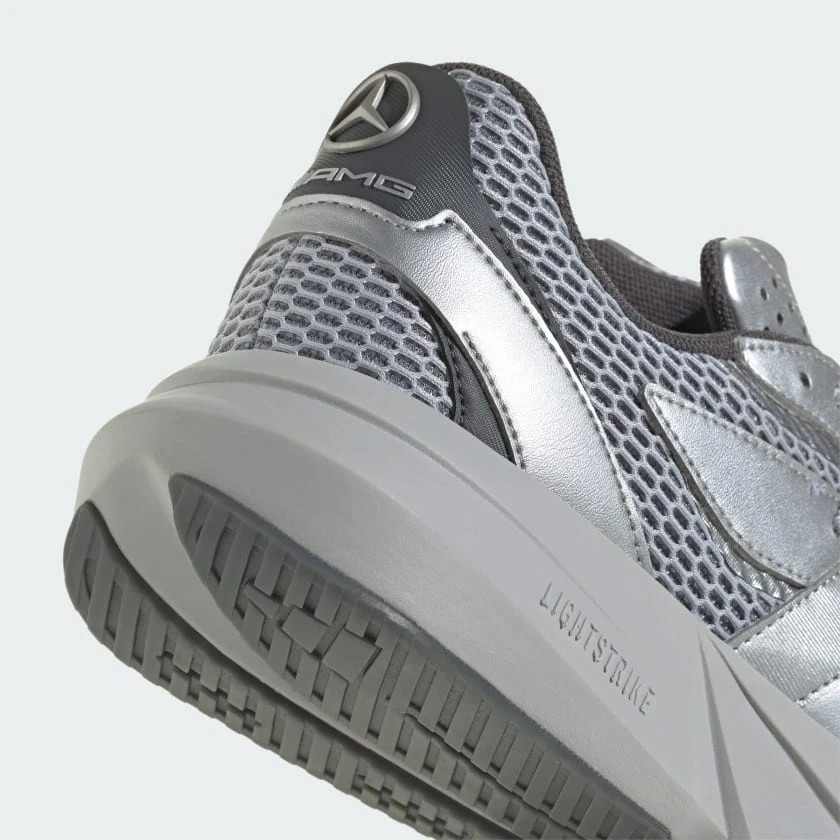 adidas Mercedes AMG Petronas Formula One Team Lightblaze  display picture 3