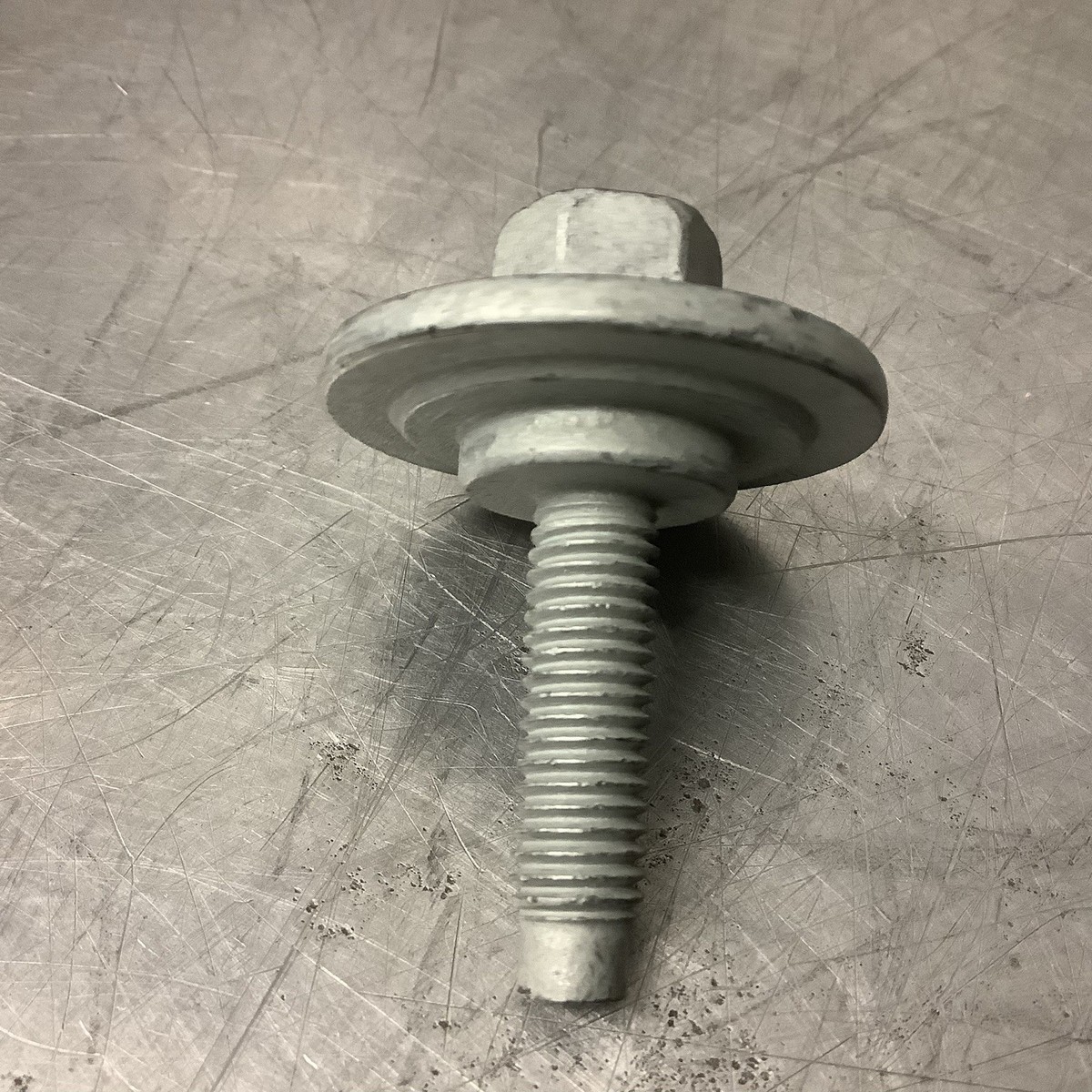 04-21 JEEP DODGE CHRYSLER RAM HEX HEAD BOLT SCREW M8x1.25x34 MOPAR