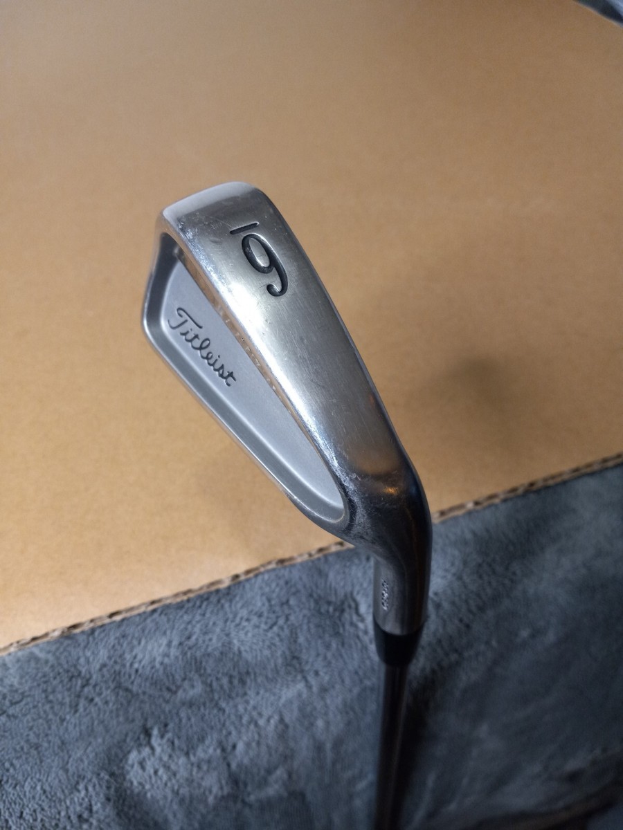 Set De 6 Fers Titleist 775 CB – Manches Acier S300 – Droitier – Occasion