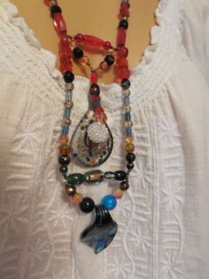 Necklace with two pendants