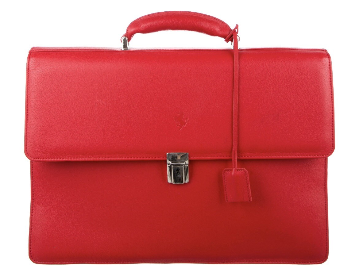 【希少品】Ferrari schedoni　レザーポーチ　トラベルバッグケース 希少品】Ferrari schedoni レザーポーチ トラベルバッグケース