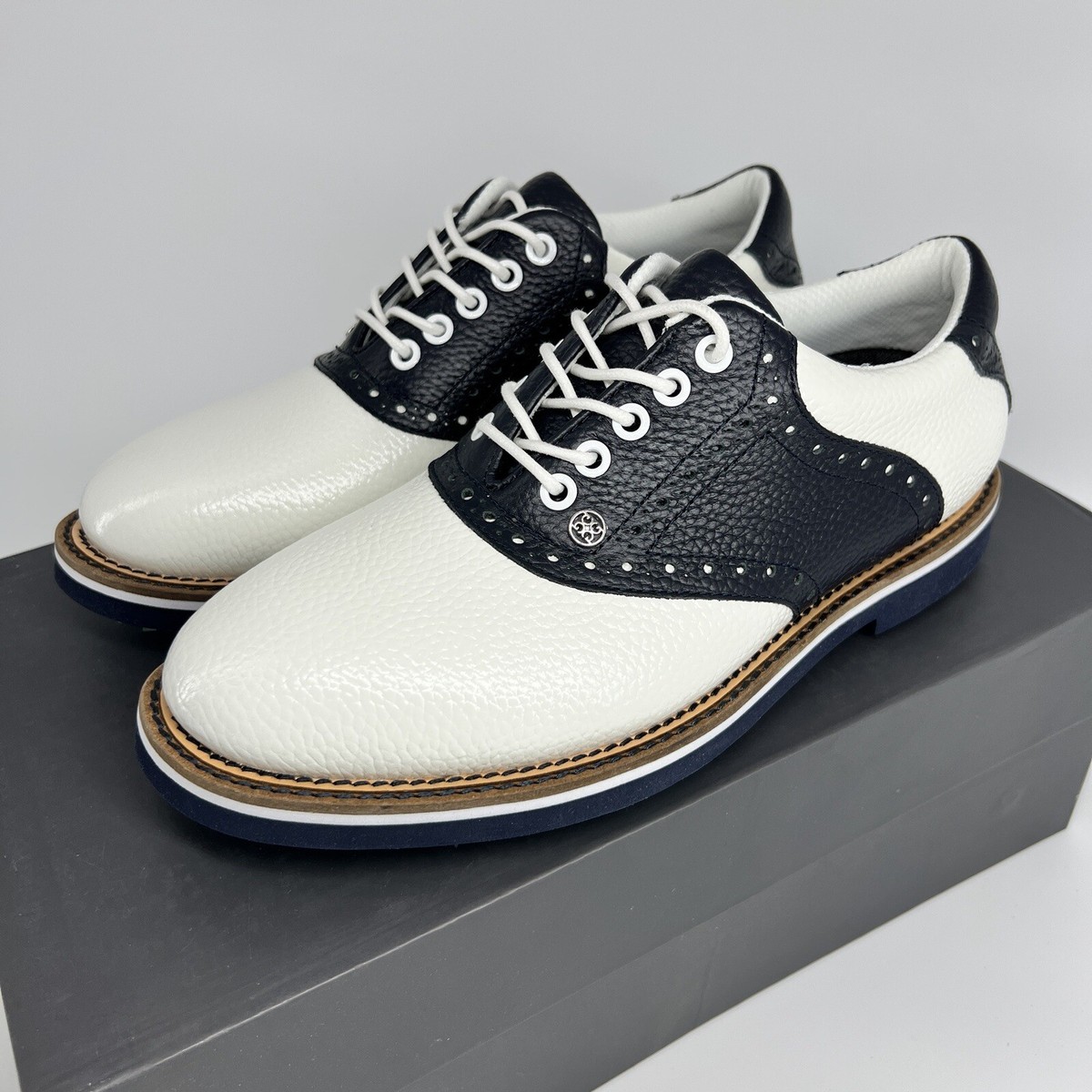 G/FORE ゴルフシューズ WHITE ポイントカラーNAVY G/FORE - MENS G/DRIVE / ダイヤルシステム スパイクレス ゴルフ