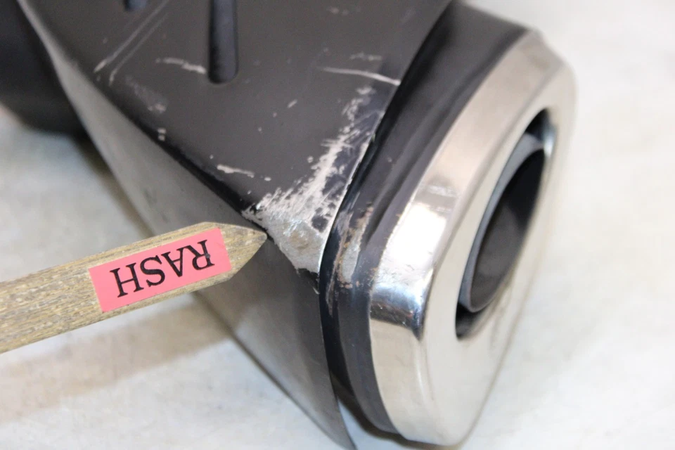 06-07 SUZUKI GSXR 600 OEM EXHAUST PIPE MUFFLER SLIP ON CAN SILENCER - Image 2 of 4