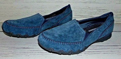 womens sketchers size 12