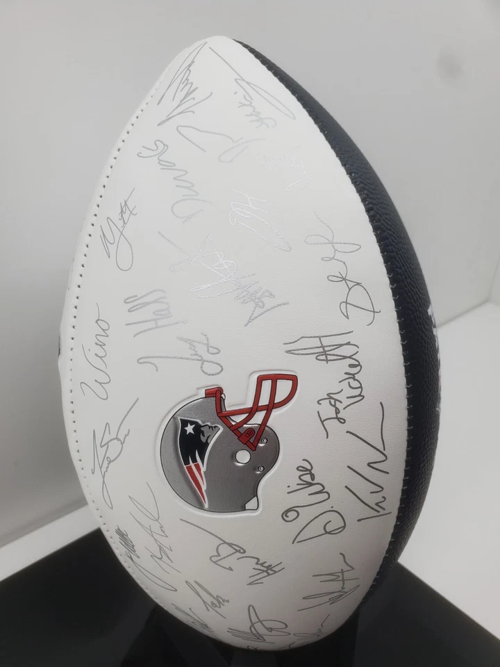 NFL Rawlings 2021 fútbol americano exclusivo con vitrina New England Patriots Foto 4 de 4