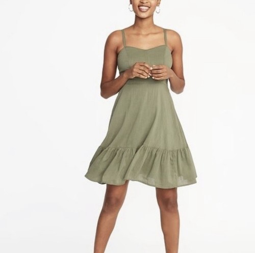 spaghetti strap dress with ruffle bottom