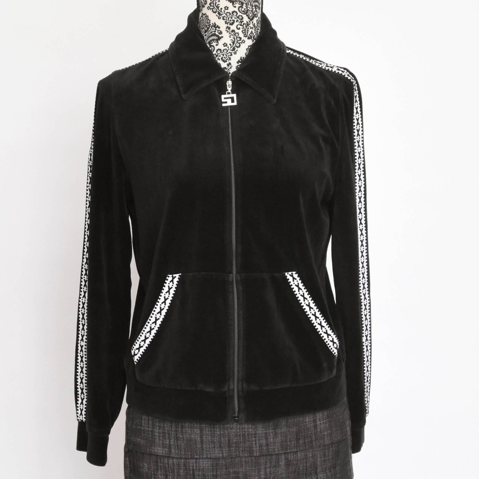 St. John's Bay Pile Jersey Track Jacket for Women (Size M) cotton black type Vintage Second Hand