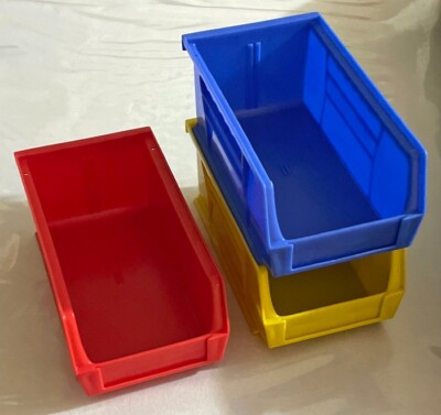 Akro Mills 30220 7 3/8'' L x 4 1/8'' W x 3'' H Stack and Hang Storage Bin