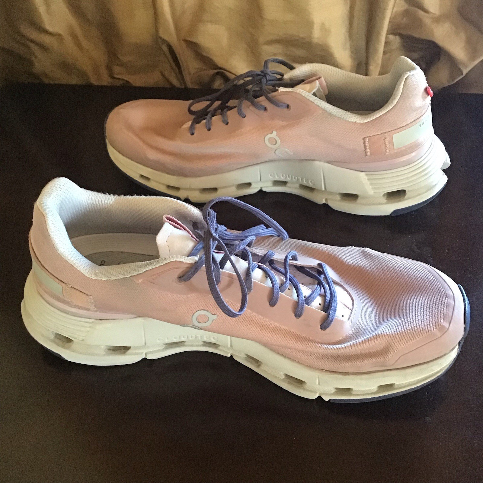 womens on cloud swiss engineering CloudTec shoes … - image 4