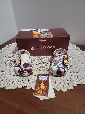 Cocoa Puffs Unisex Cereal Crocs Size C6  Toddler