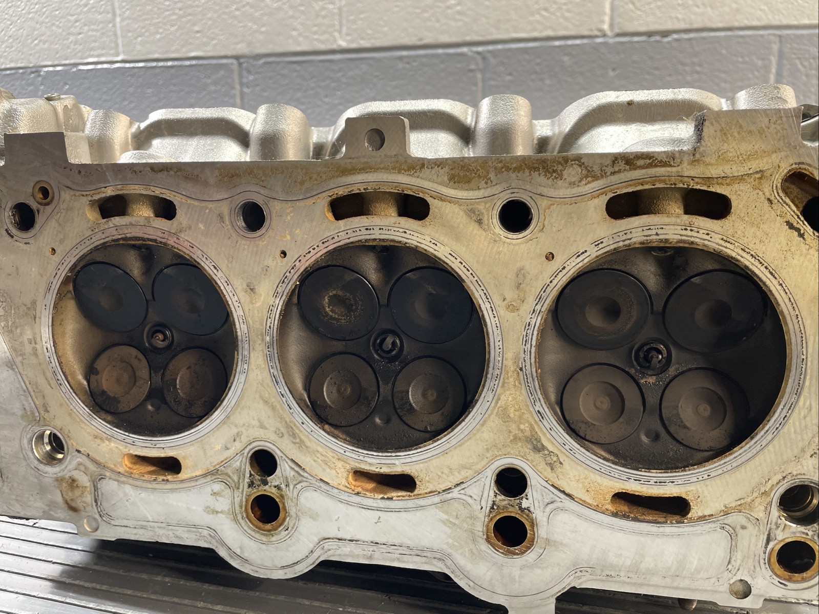 2014-2017 Maserati Ghibli 3.0 Front Right Cylinder Head 2283305ND 62k Mil OEM